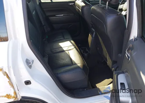 2016 Jeep Compass High Altitude Edition z USA, uszkodzony, nr VIN 1C4NJDEB5GD724550